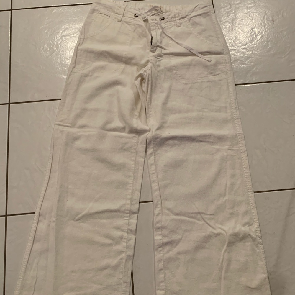 White cotton pants